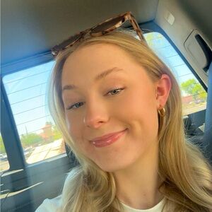 Meet your Posher, Callista